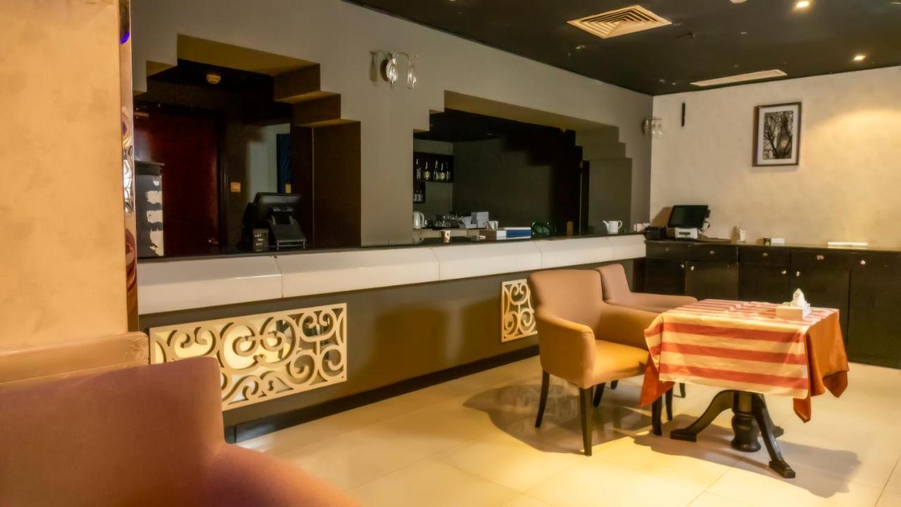 Manama Tower Hotel Esterno foto